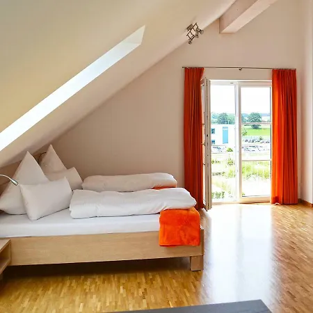 Ampertal Aparthotel 3*